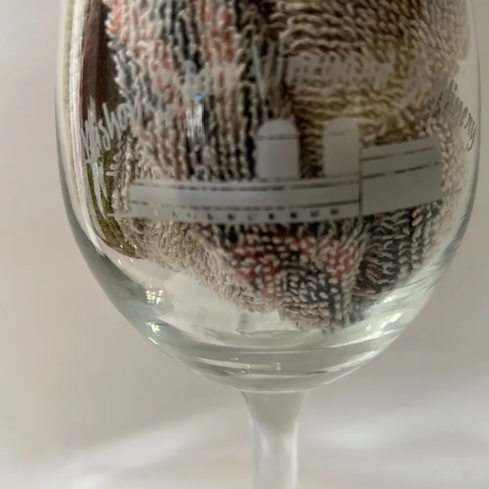 Bishop Estate Wine Glass 8 Oz Vineyard & Winery Elegant Drinkware for Dining